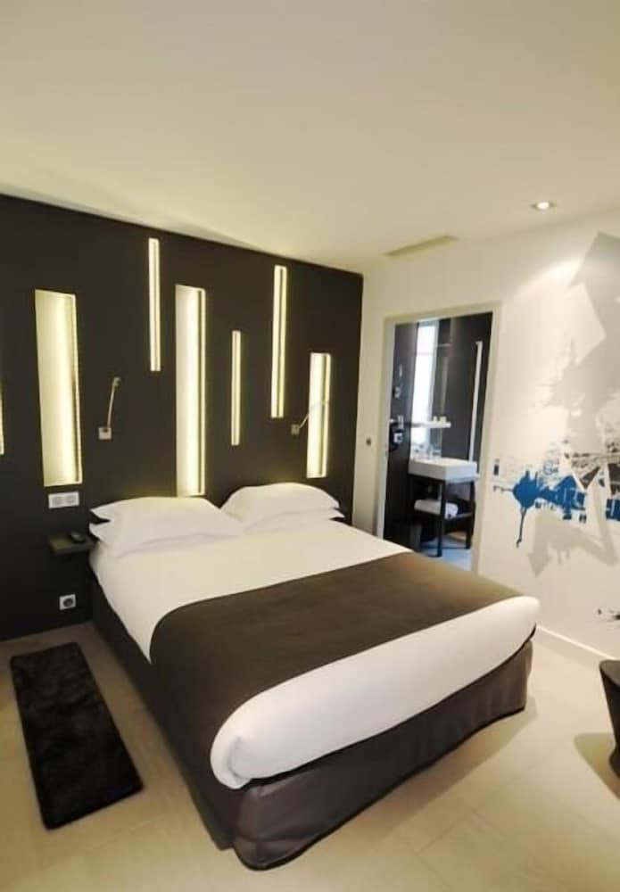 Фото Hotel Arc de Triomphe Etoile