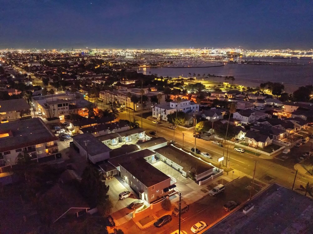 Фото Pacific Inn & Suites