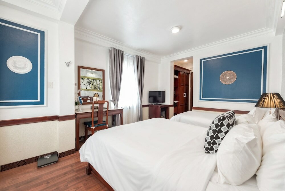 Фото Prince II Hotel