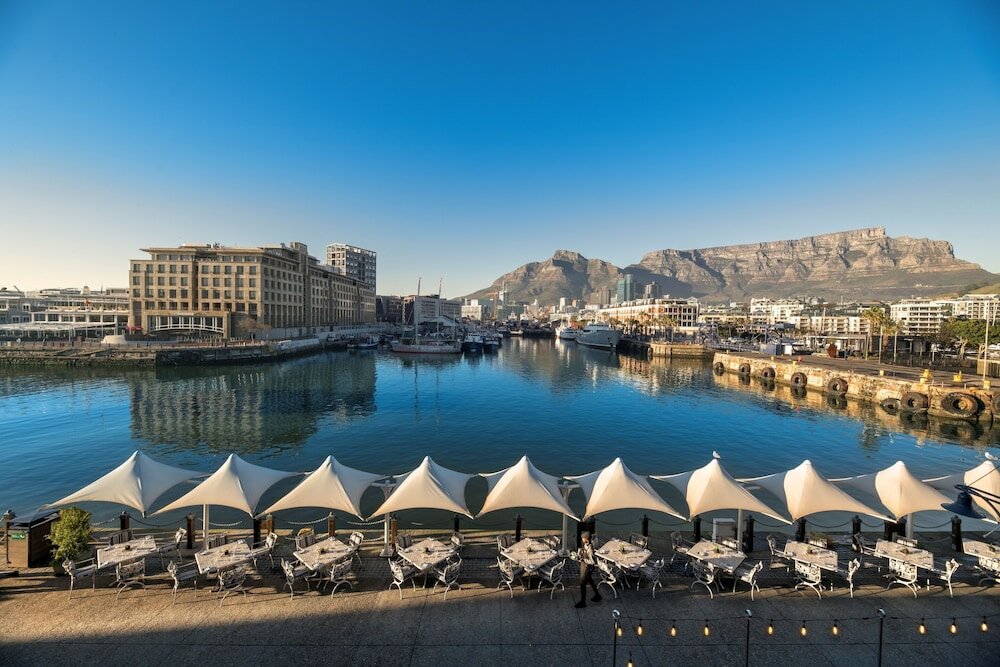 Фото Victoria & Alfred Hotel by Newmark