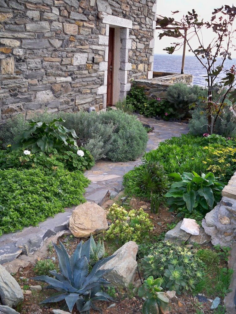 Фото Porto Mani Suites