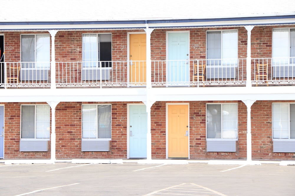 Фото University Inn