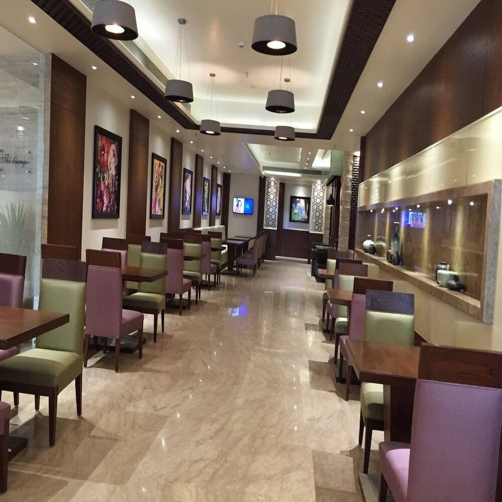 Фото Sarovar Portico Jalandhar