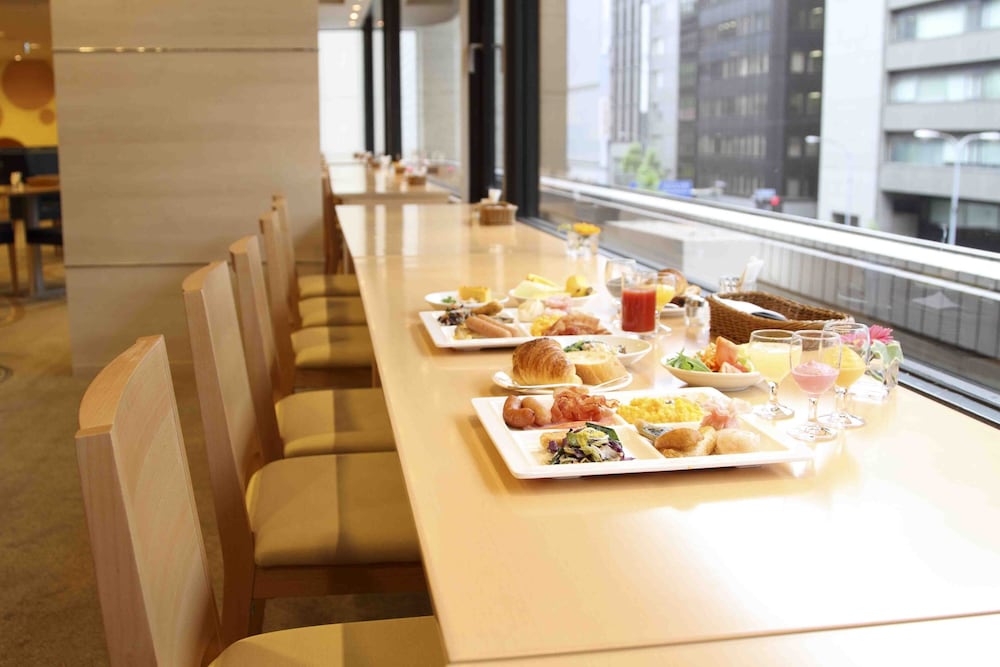 Фото Karasuma Kyoto Hotel