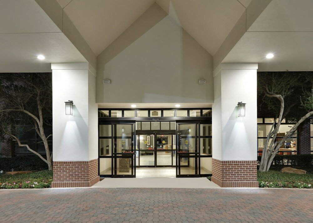 Фото Holiday Inn Express & Suites Irving Conv Ctr Las Colinas by Ihg