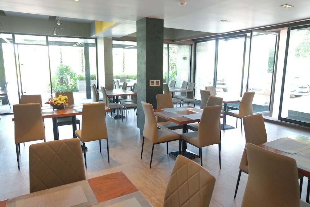 Фото The Glory Gold Hotel