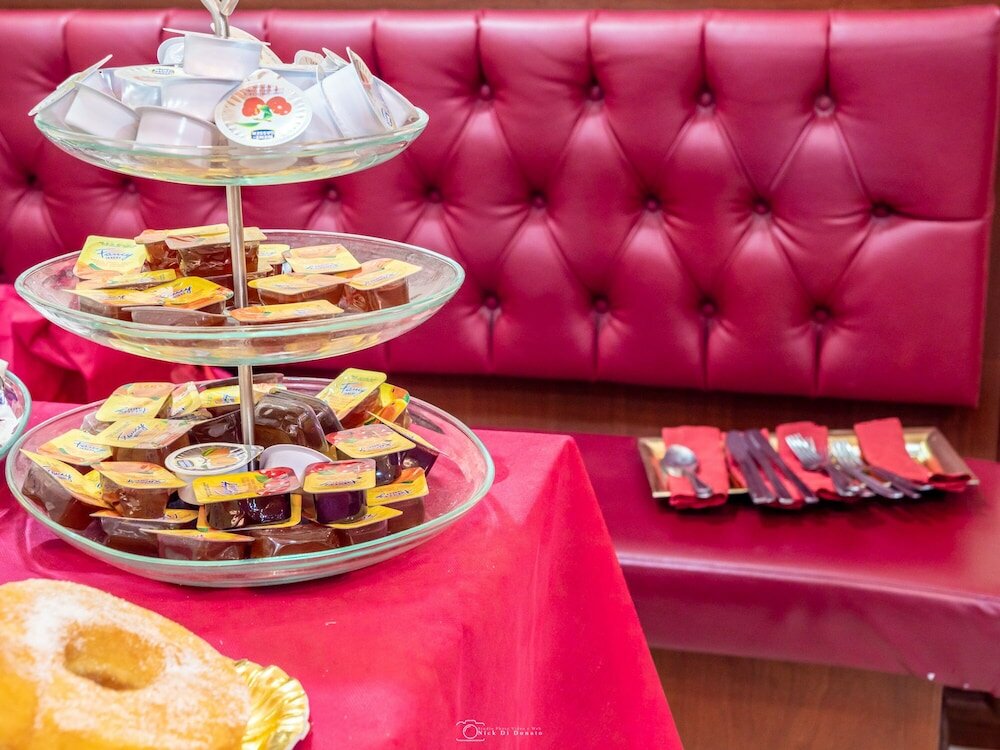 Фото Hotel Suite Caesar