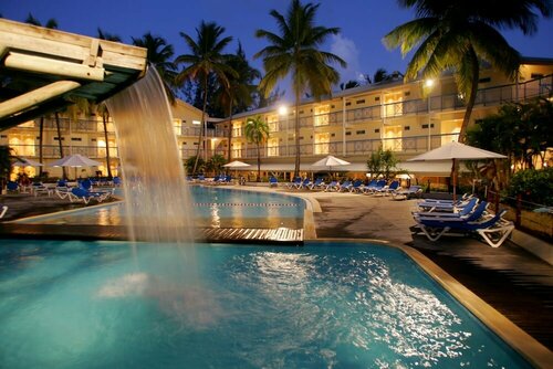 Гостиница Carayou Hôtel & SPA в Мартинике