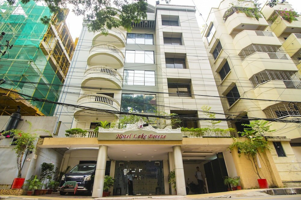 Фото Hotel Lake Breeze