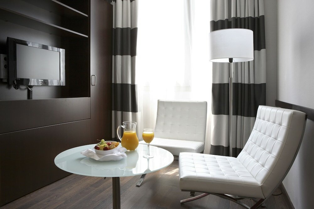 Фото Hotel & SPA Villa Olímpic@ Suites