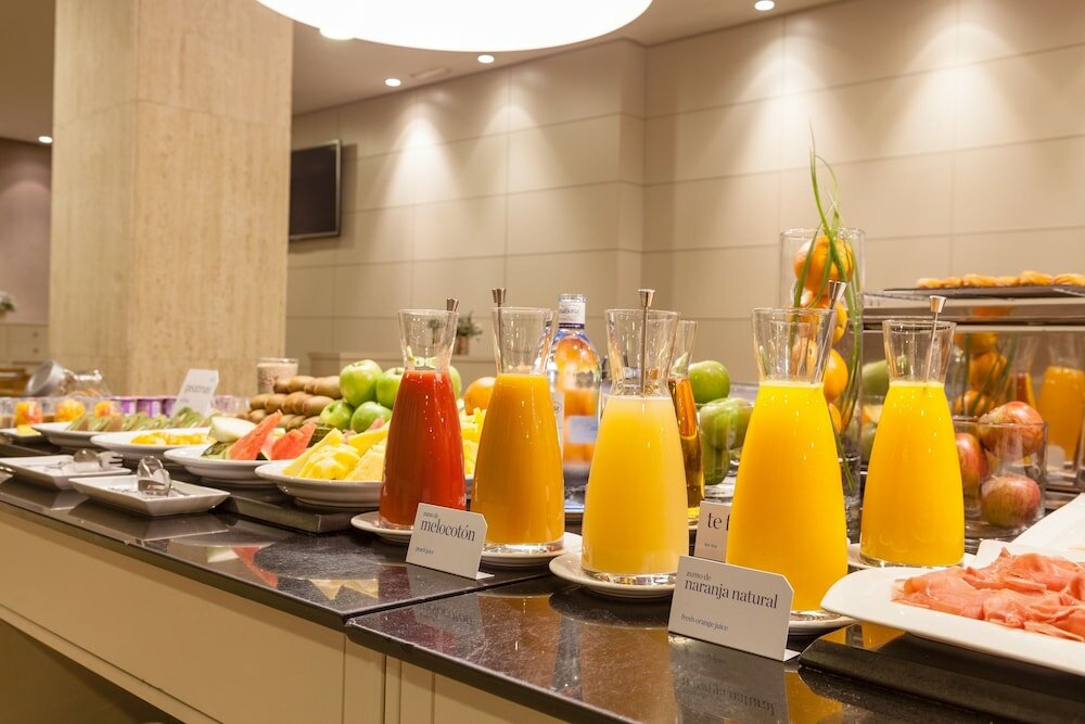 Фото Nh Oviedo Principado