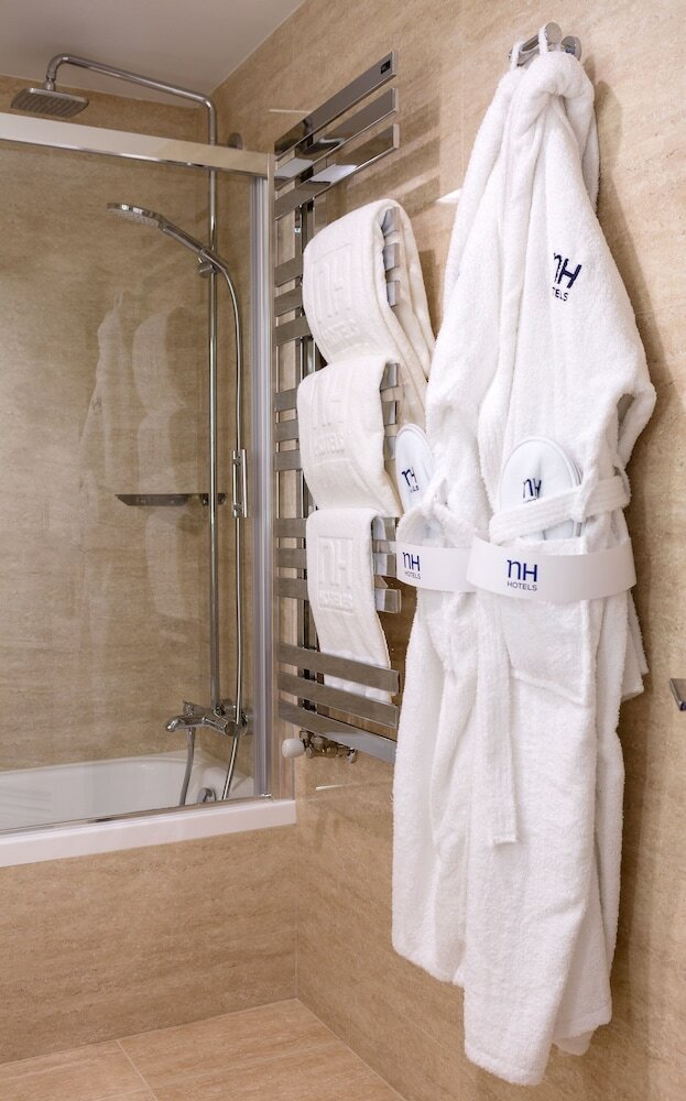 Фото Nh Oviedo Principado