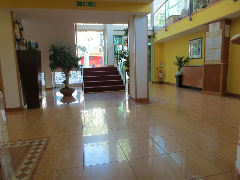 Фото Remin Plaza