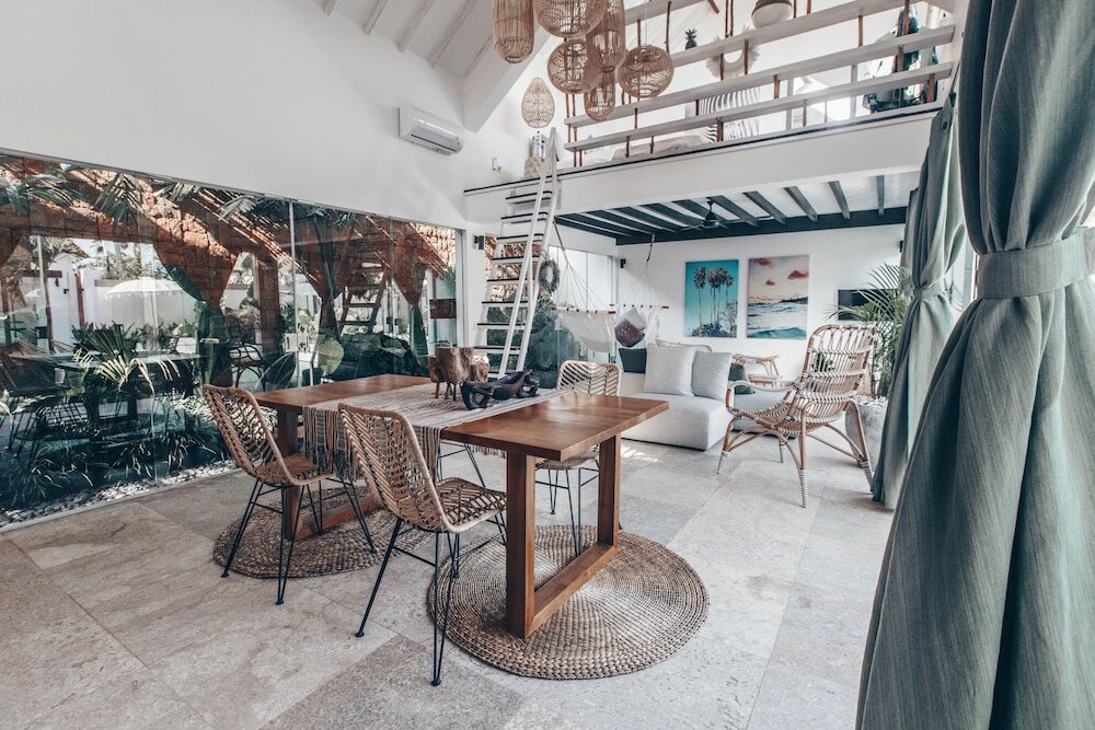 Фото Beyond Bungalows