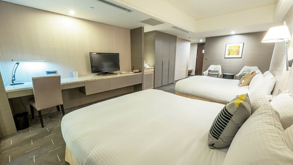 Фото Check inn Select Taichung Dadun