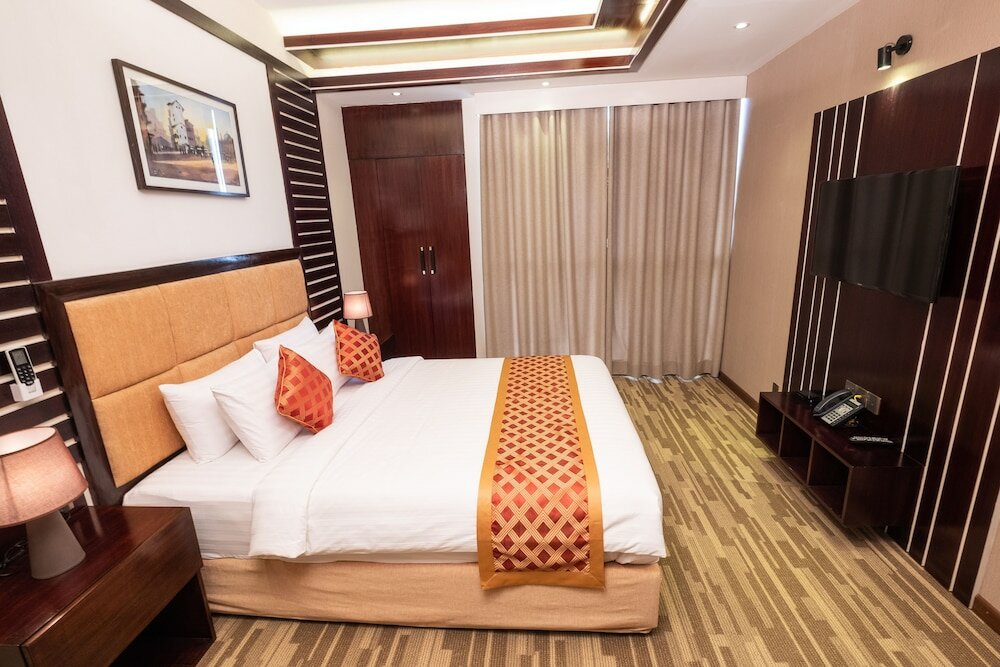 Фото After Hours Residence