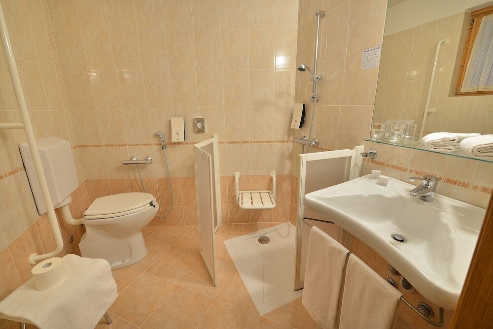 Фото Hotel Interalpen