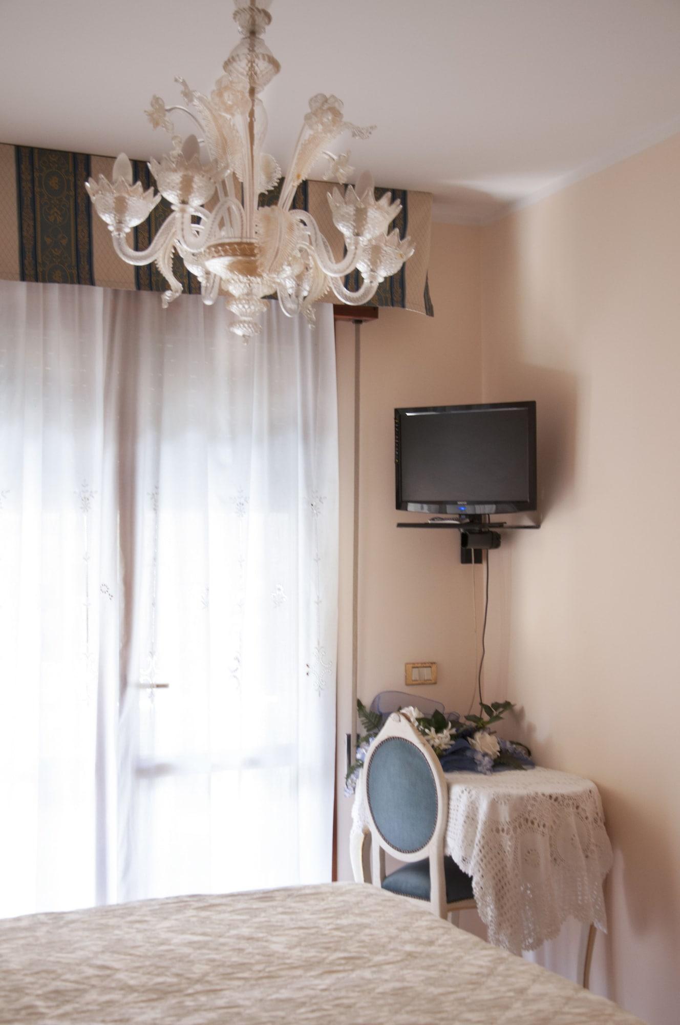 Фото Hotel Villa Serena