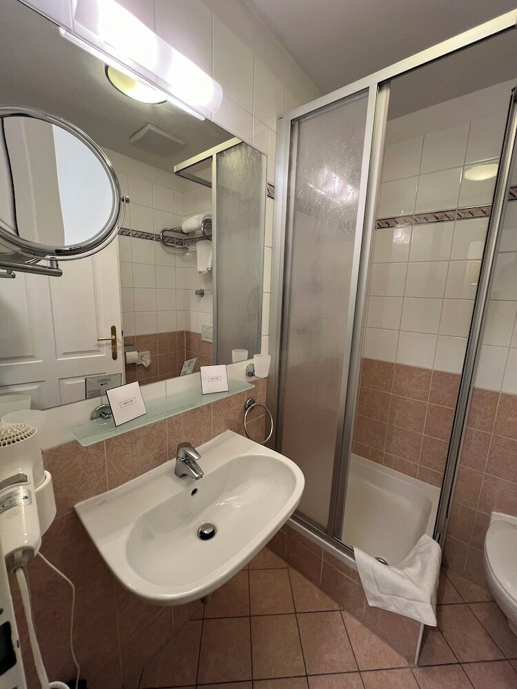 Фото Suite Hotel 900m zur Oper