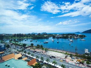 Гостиница Promenade Hotel Kota Kinabalu