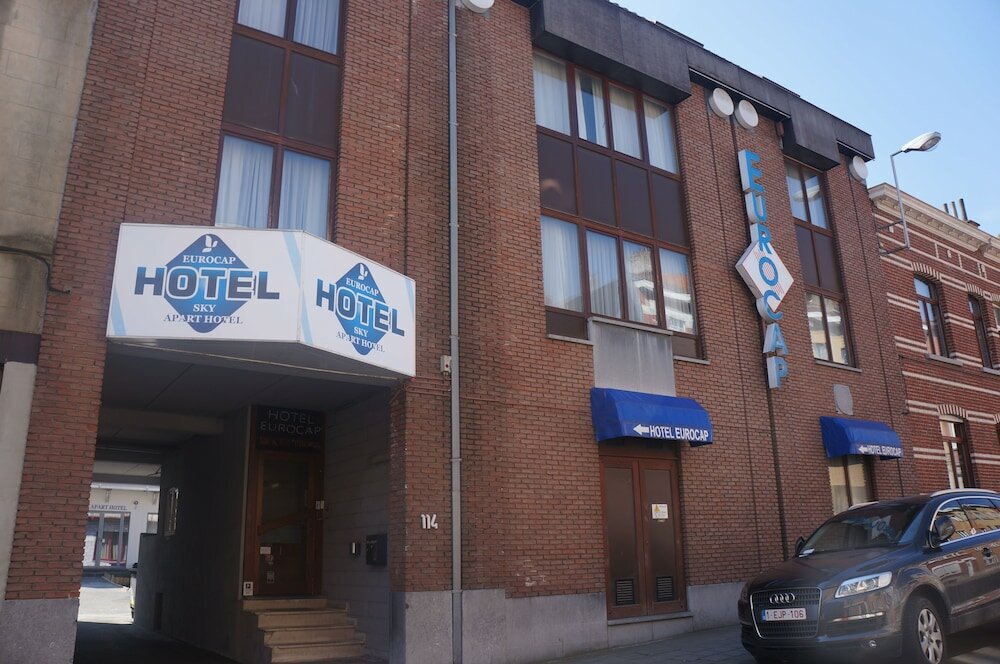 Фото отеля 1