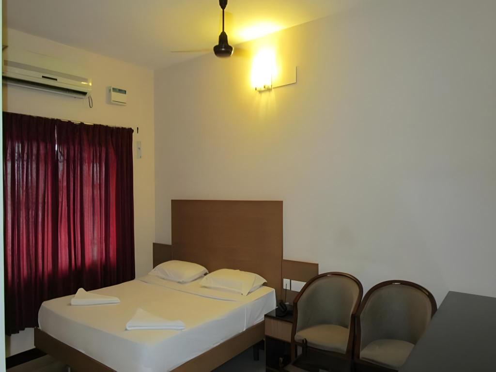 Фото Hotel Subham
