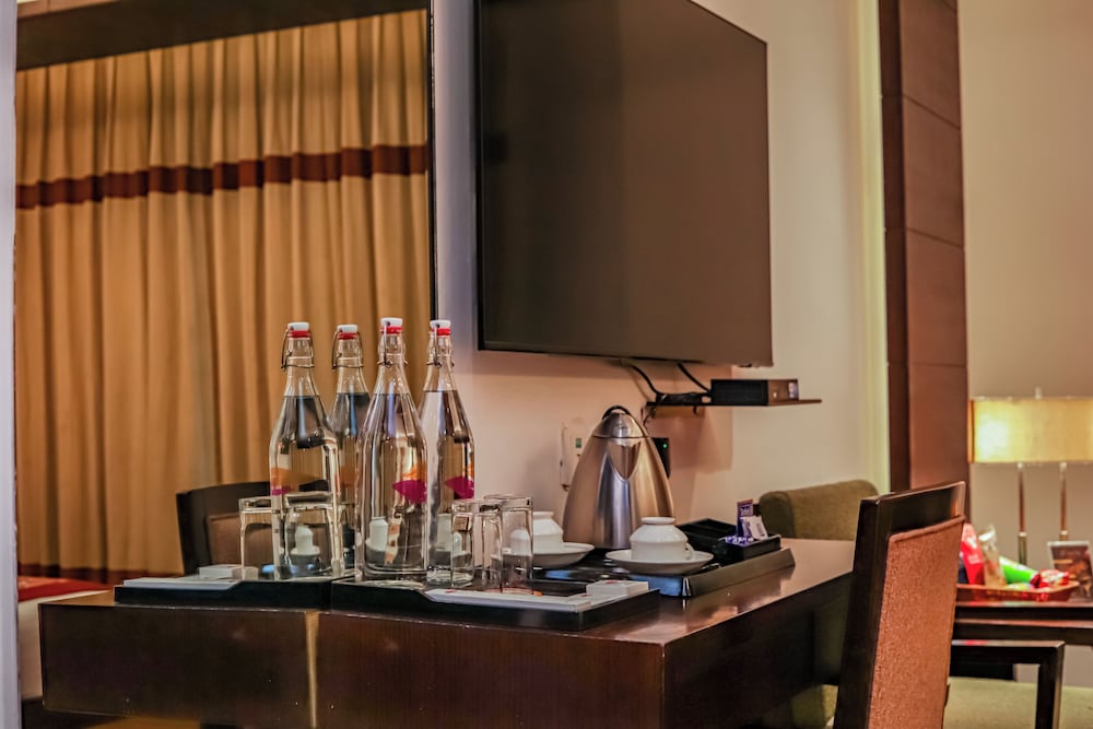 Фото Hotel Godwin Deluxe