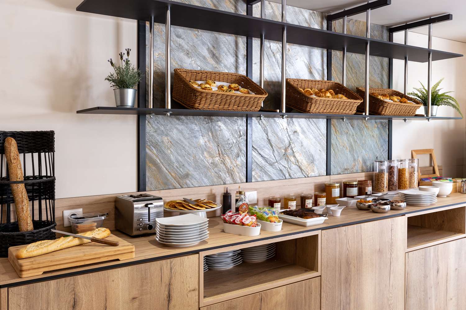 Фото Best Western Hotel & SPA Coeur De Cassis