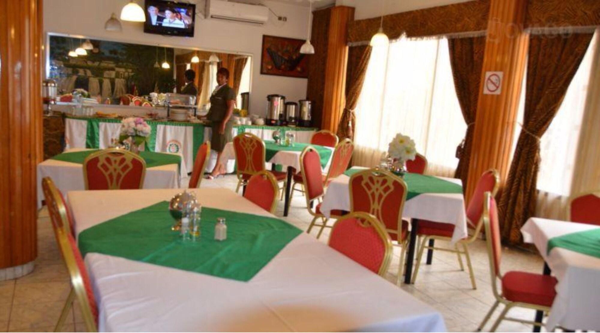 Фото Hotel Palm Beach