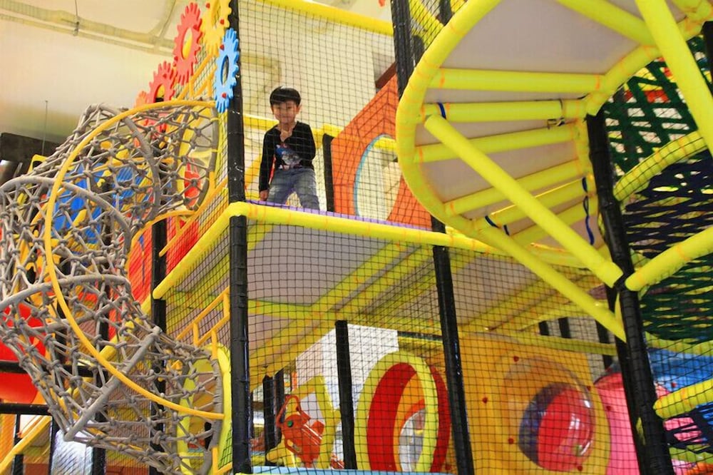 Фото New Century Resort Jiu Long Lake Ningbo