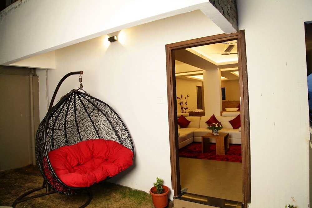 Фото The Munnar Queen