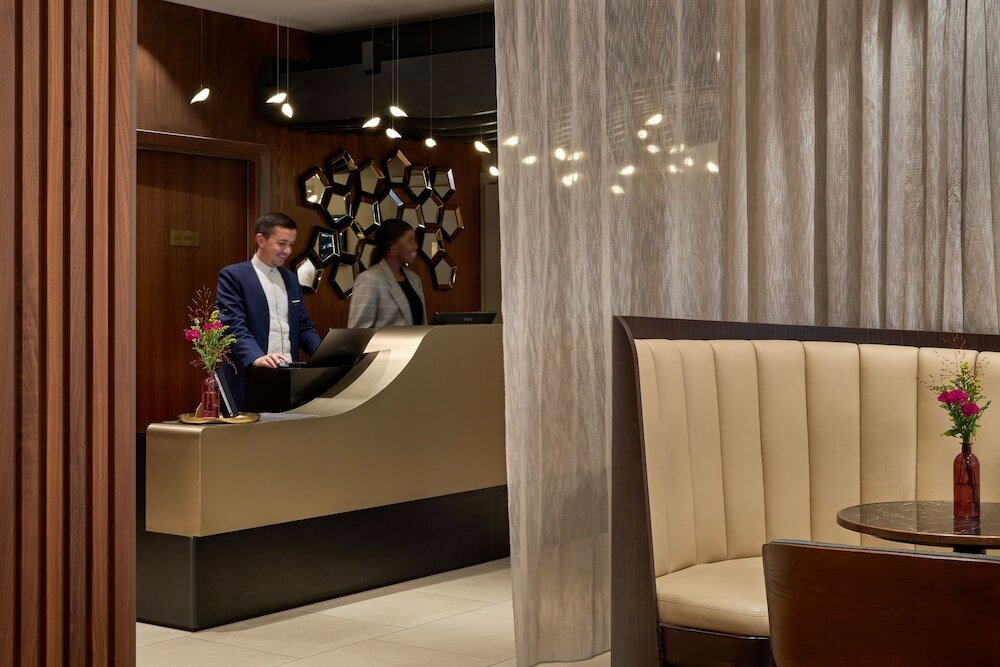 Фото Maison Albar  Le Pont Neuf