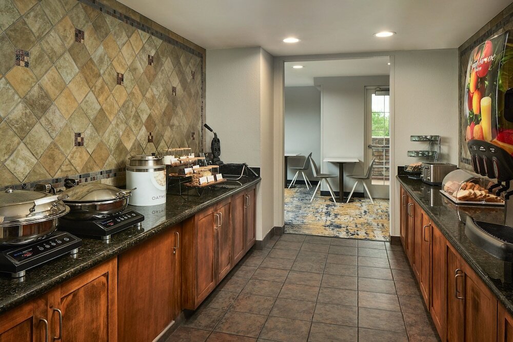 Фото TownePlace Suites Colorado Springs South