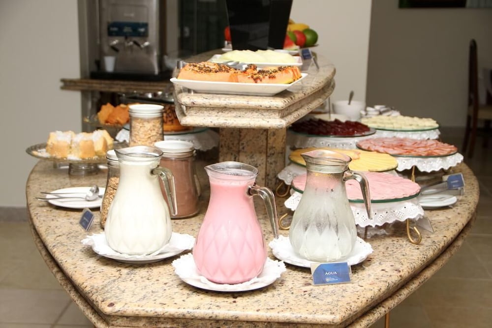 Фото Hotel Itajaí Tur