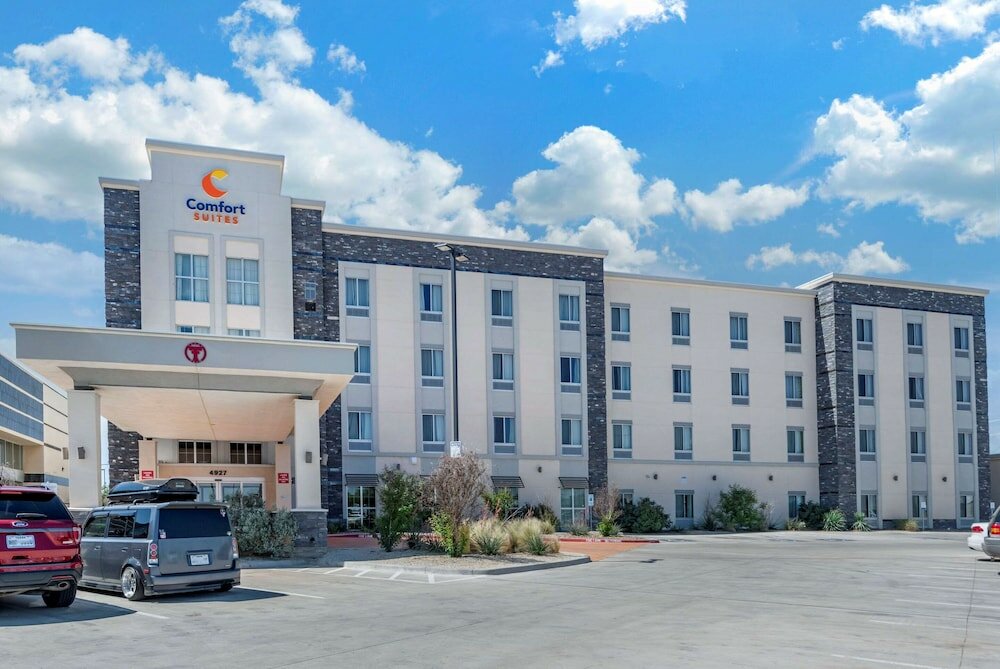Фото Comfort Suites University