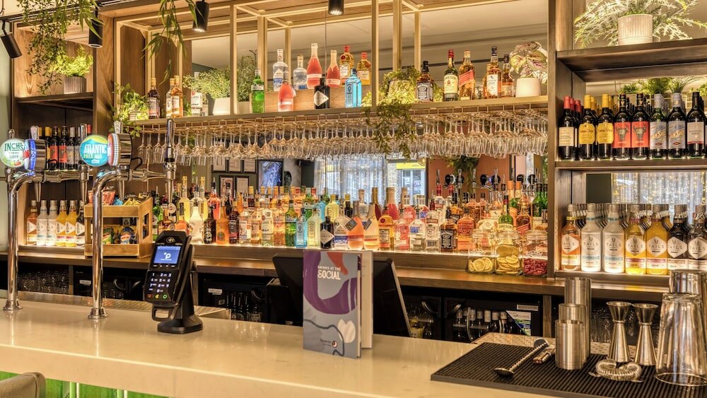 Фото Premier Inn London Tower Bridge