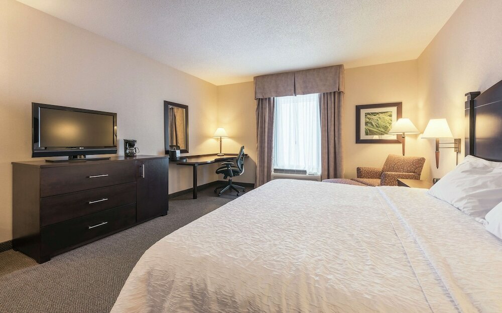 Фото Hampton Inn & Suites by Hilton Moncton