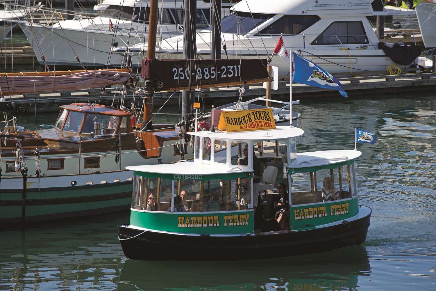 Фото DoubleTree by Hilton Hotel & Suites Victoria