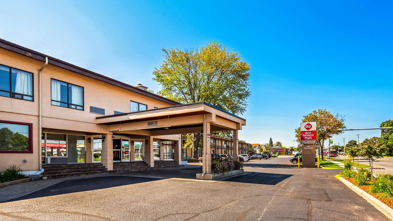 Фото Best Western Plus Ottawa/Kanata Hotel & Conference Centre
