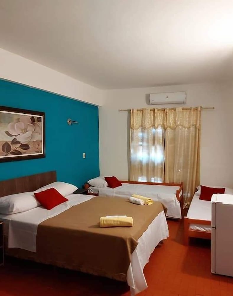 Фото Costanera Hostel Asuncion