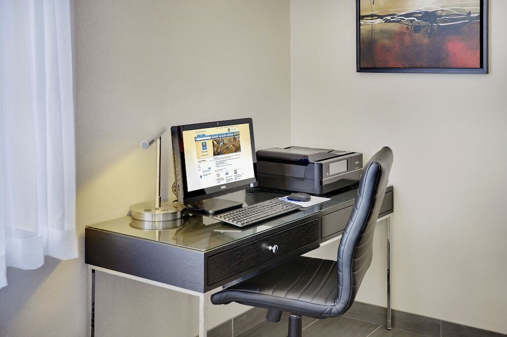 Фото Comfort Inn Cobourg