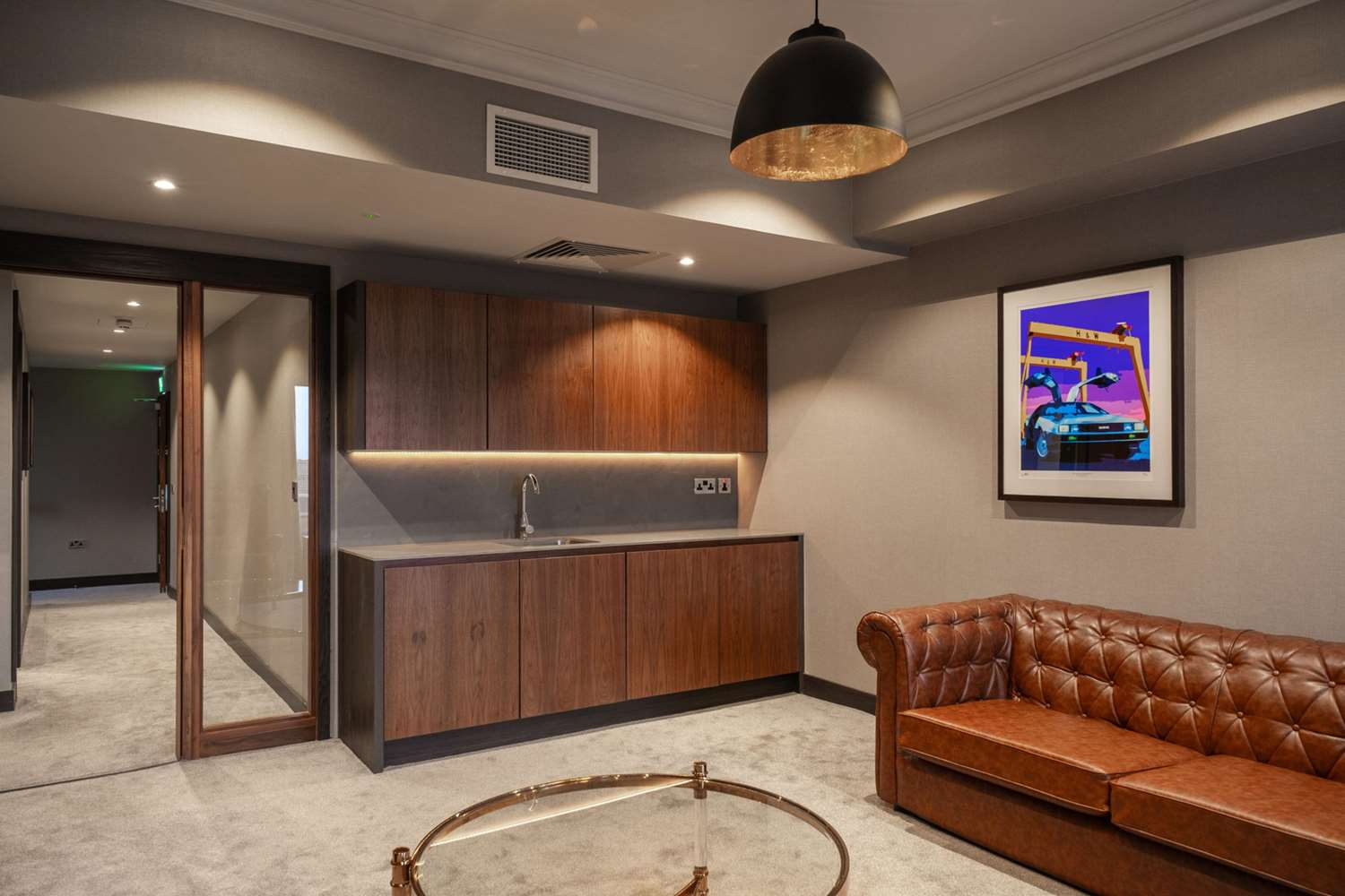 Фото Ten Square Hotel