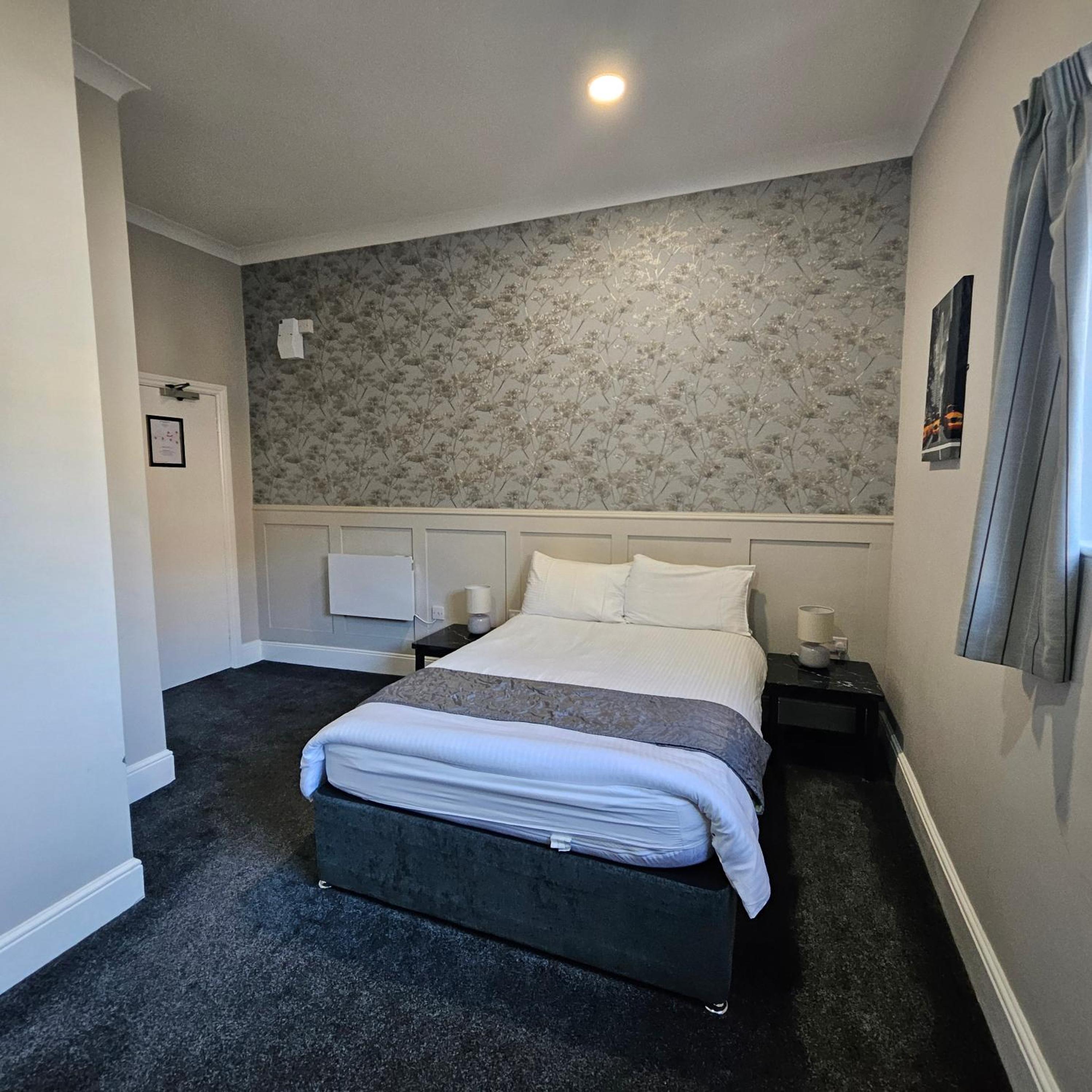 Фото The New County Hotel