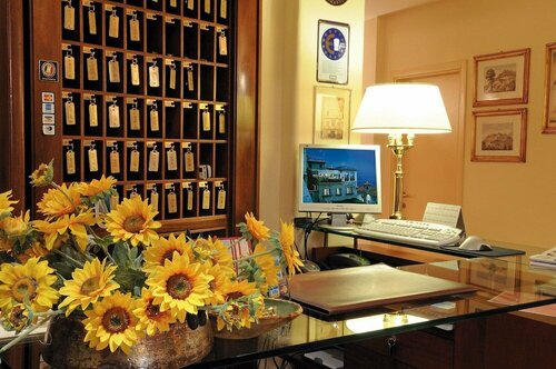 Гостиница Titano Suites Hotel San Marino в Сан-Марино