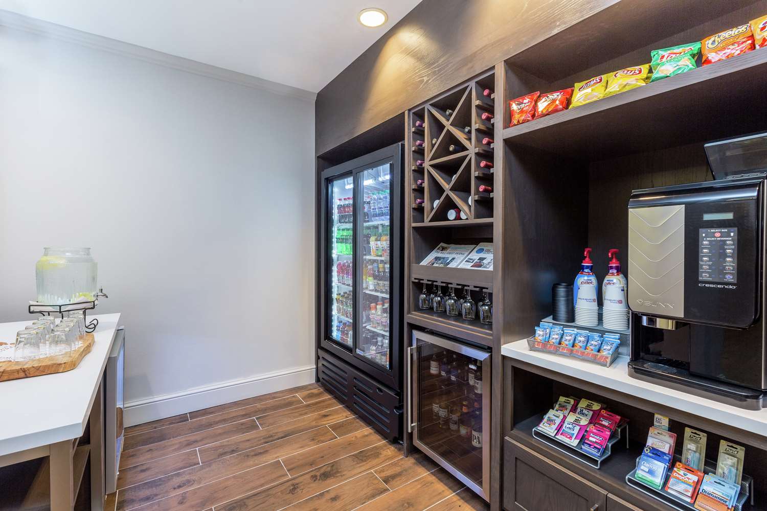 Фото Hilton Garden Inn Oakland/San Leandro