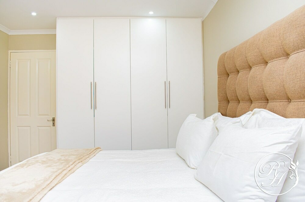 Фото Roseland House