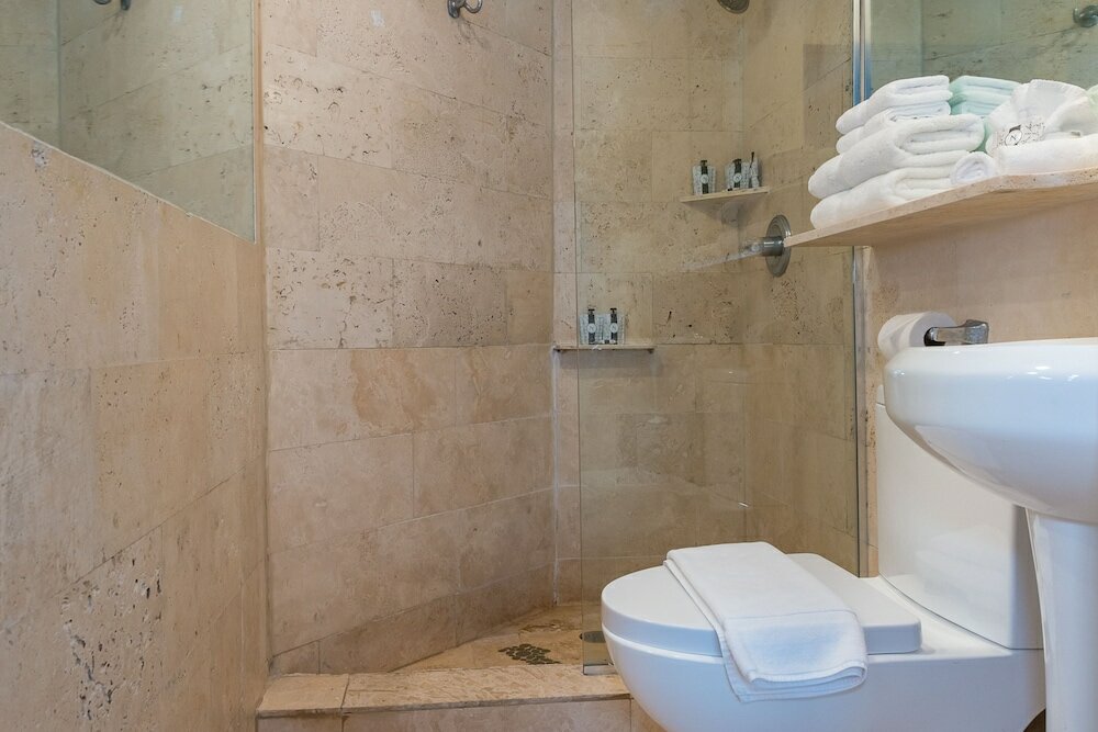 Фото Whitelaw Hotel