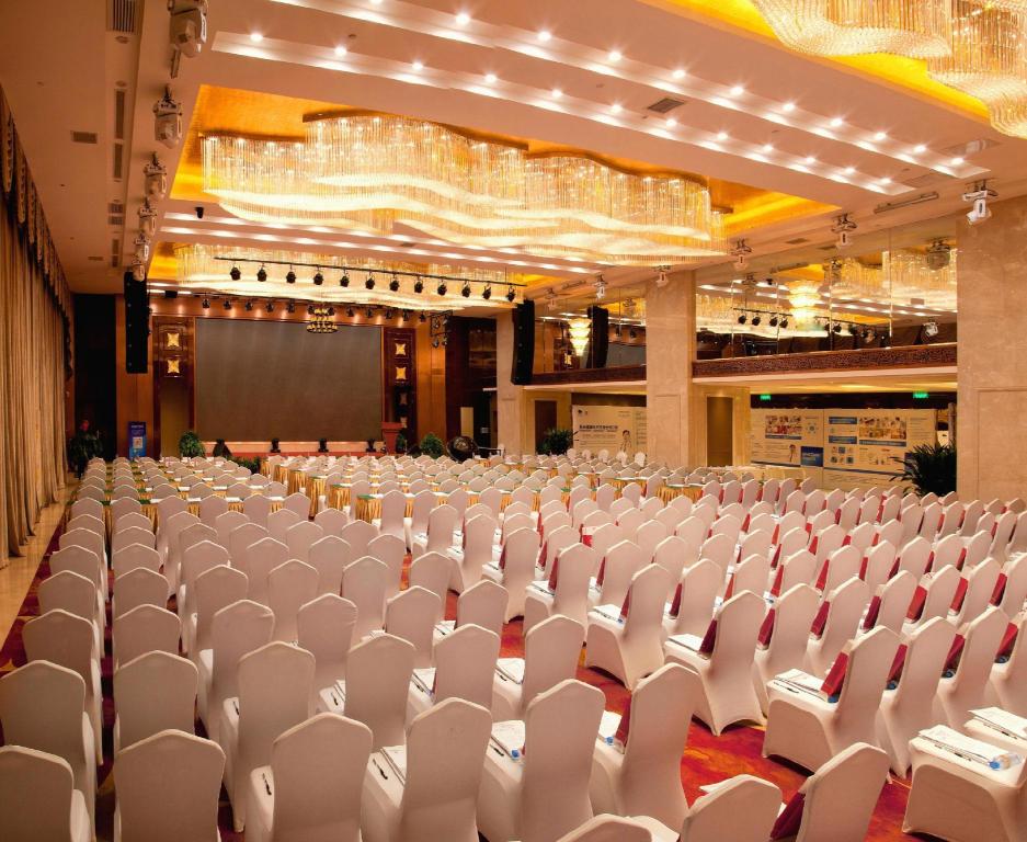 Фото Yinchuan Shangling Boston Hotel