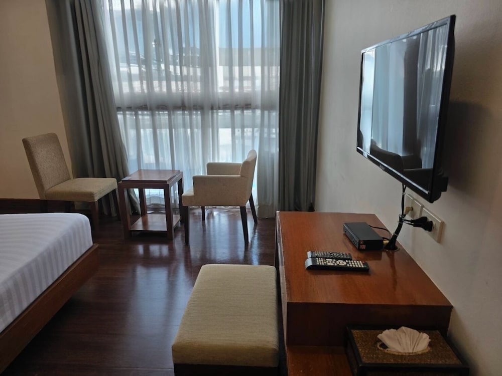 Фото Lantana Resort