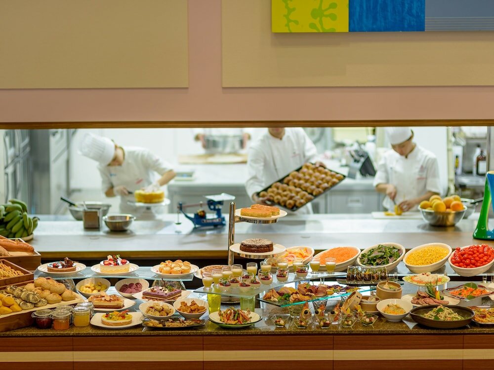 Фото Southern Beach Hotel & Resort Okinawa